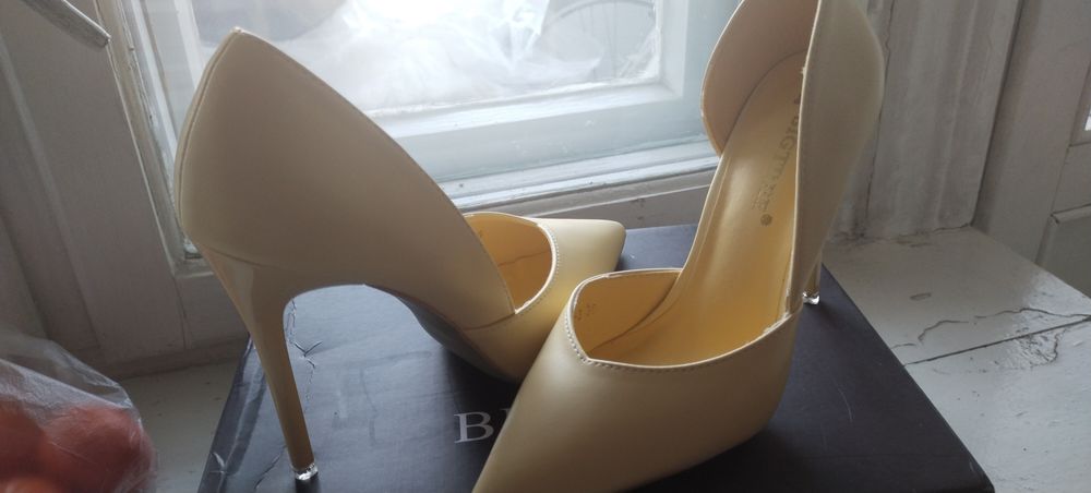 Продам туфли,новые ЭКО кожа
