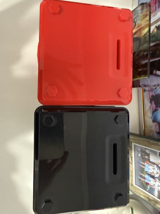 Копилка-сейф в отличном состоянии