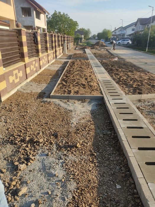 Montaj rigola beton carosabila | Rigole curte | Drenaj Apa pluviala