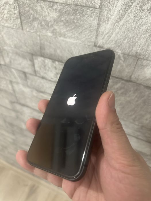 Ofertă iPhone 11 Impecabil pentru piese