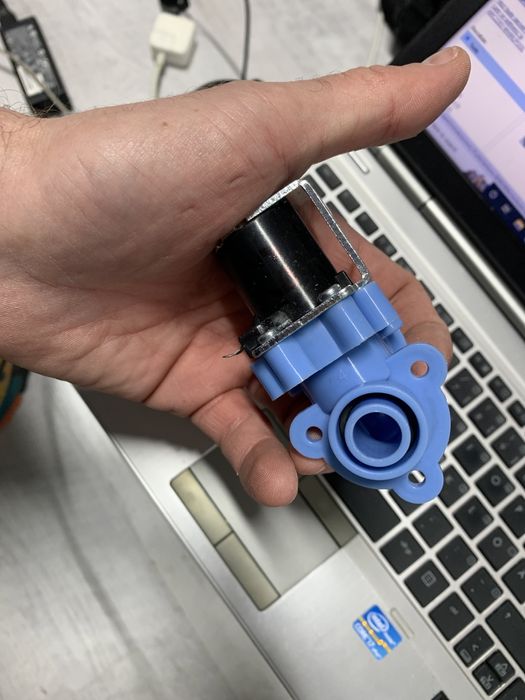 Electrovalva electroventil apa calda Daewoo cu bule masina de spalat