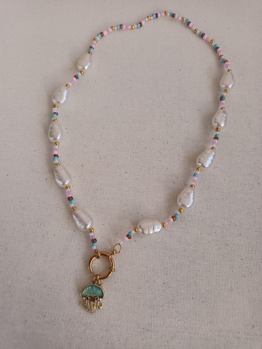 НОВО колие ръчна изработка с медуза, Спиди/лично предаване