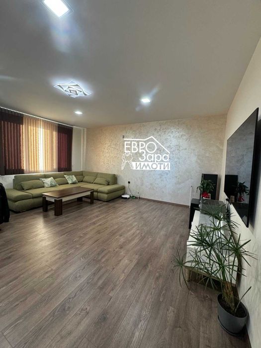 Продава се Къща в с. Богомилово, Област Стара Загора - 200 кв.м за 1425 €/кв.м - Снимка #4