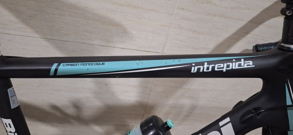 Продам карбоновый шоссейник Bianchi