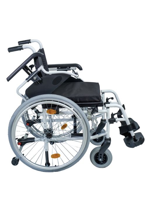 Продается кресло-коляска в отличном состоянии