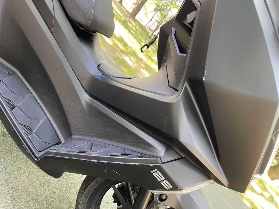 Vand Scuter Kymco SkyTown 125cc