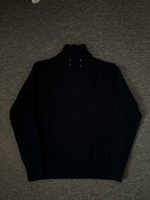 Оригинален Maison Margiela Пуловер тип quarter zip Нов !