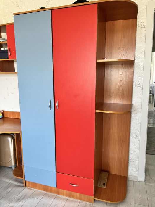 Детский гарнитур в хорошем состоянии