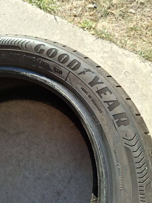 2 Anvelope de vară  205 50 r16  Goodyear
