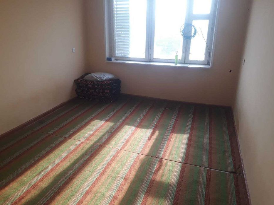 Frunze massivida TATU FF va KIUF ga yaqin,  sotiladi