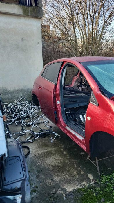 Usa dreapta spate,stanga fata/spate fiat bravo 2007