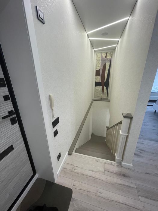 Продам 2 комнатную квартиру