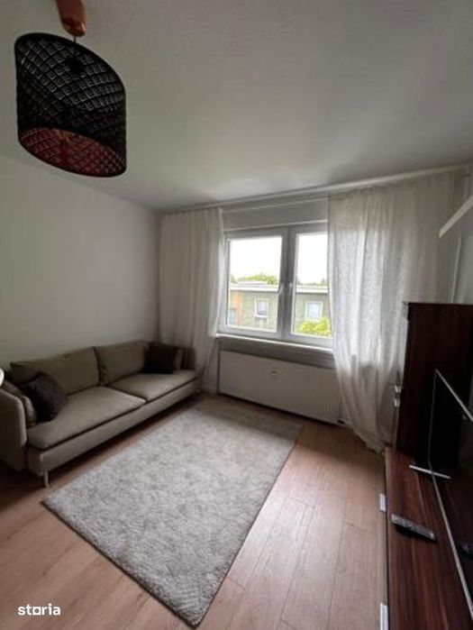 Apartament cu 4 camere decomandate, finisat modern, mobilat si utilat