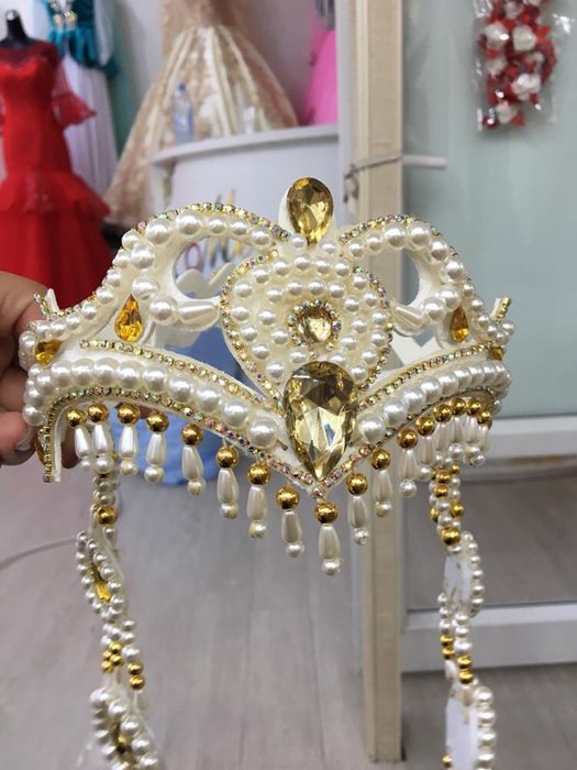 Саукеле, диадемы на заказ