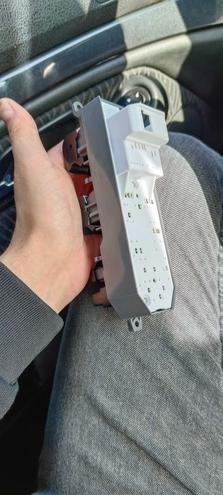 Блок управления стеклами rav4,camry 40,corolla