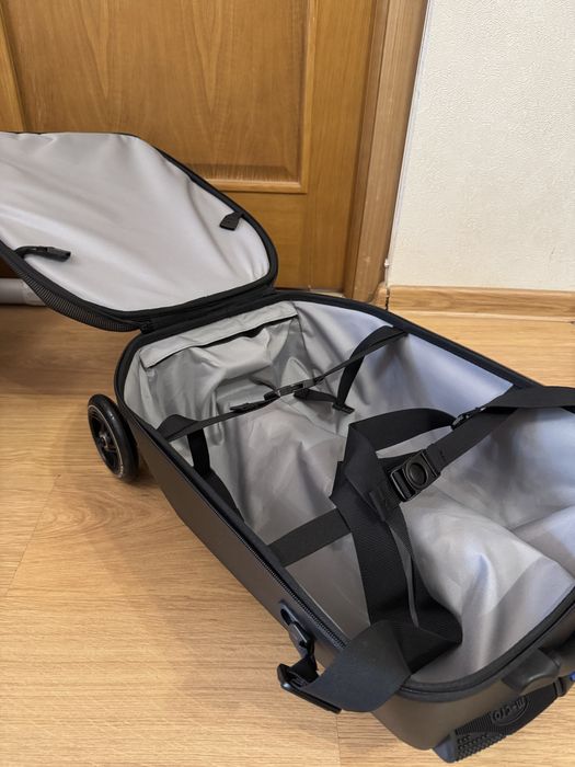 Чемодан самокат Micro Luggage 4.0 ML0025 черный