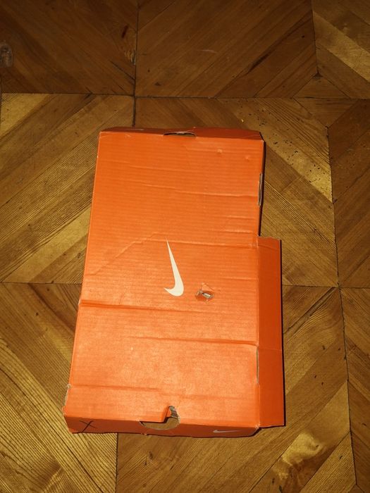 Бутсы 42 размера