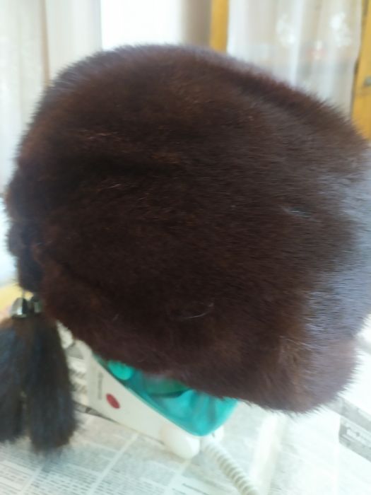 Продам норковые шапки