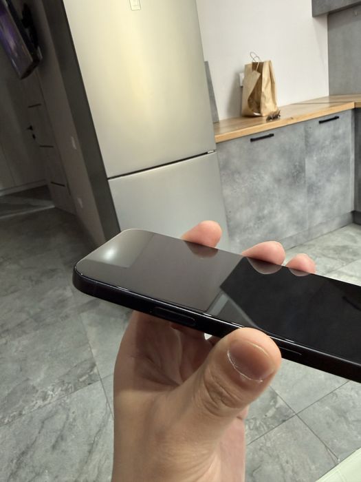 Iphone 16 128gb хороший