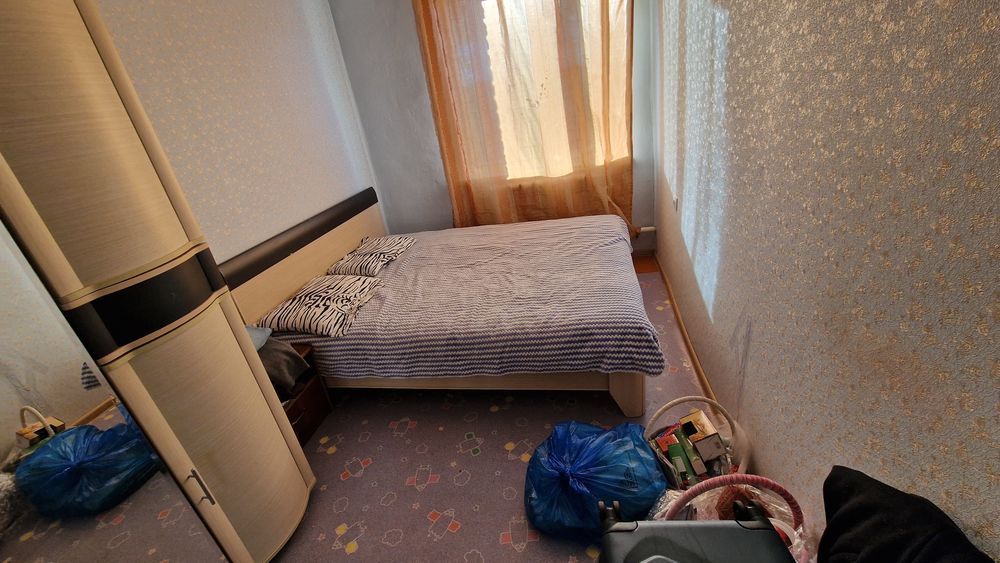 Продам спальный гарнитур