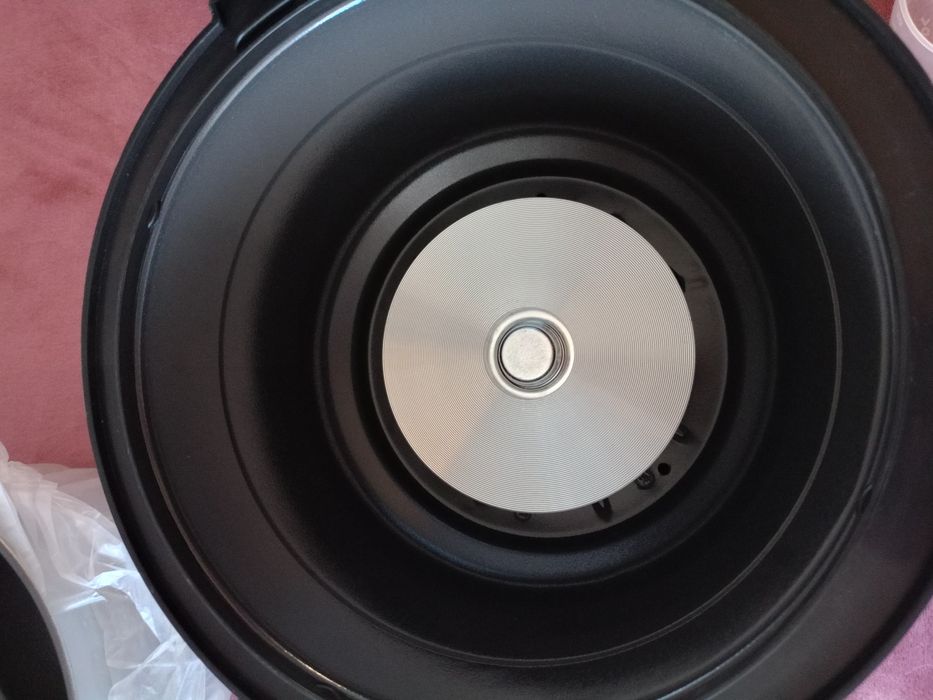 Продам мультиварку