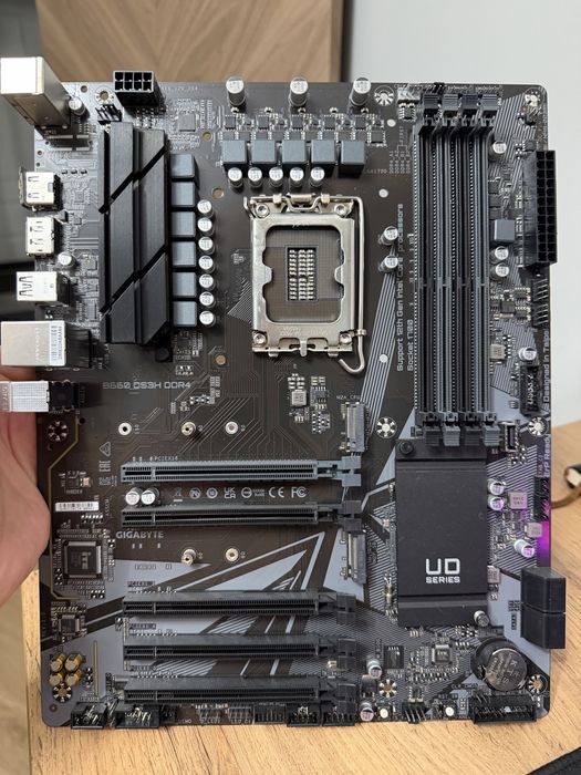 Gigabyte B660 DS3H DDR4