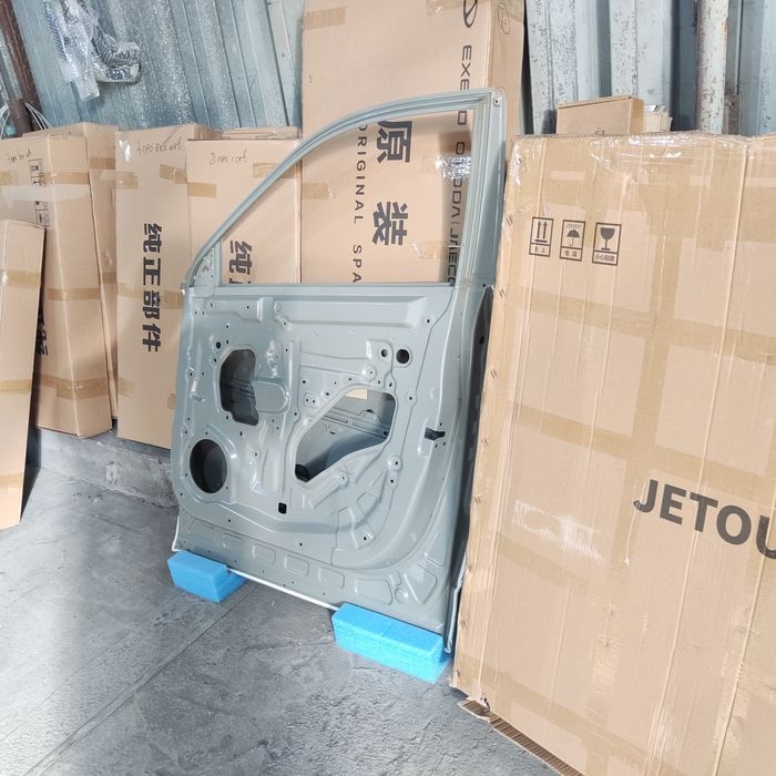 Дверь передняя правая Jetour X70 plus