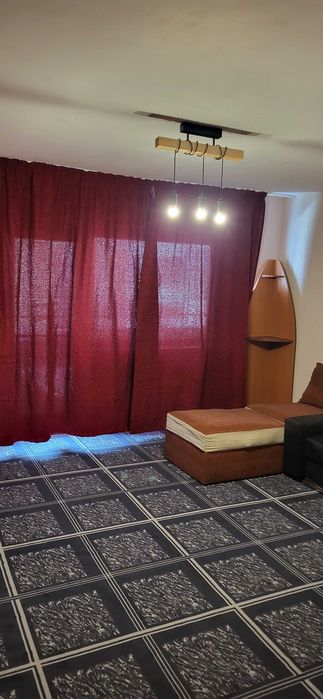 Garsoniera de inchiriat Str. Carpaților