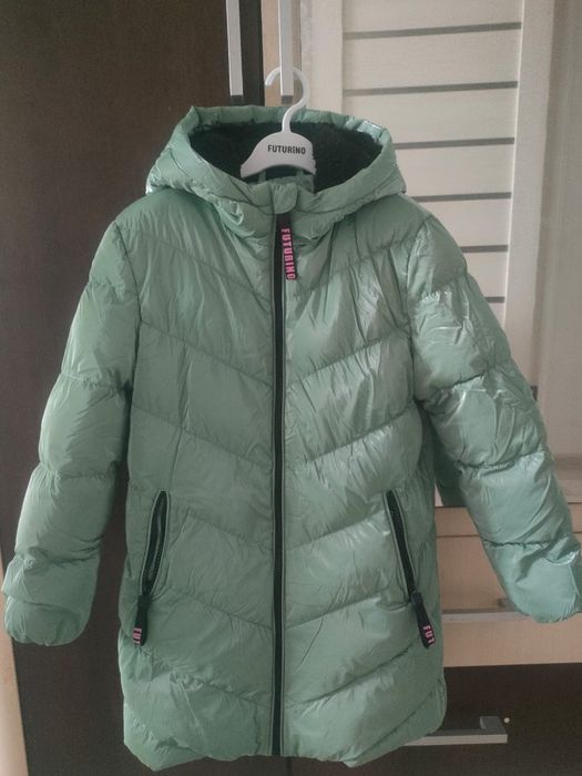 Продам зимнию куртку
