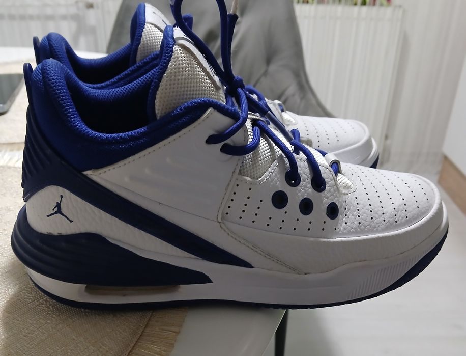 Ghete Air Jordan originale marimea 38, interior 24cm.