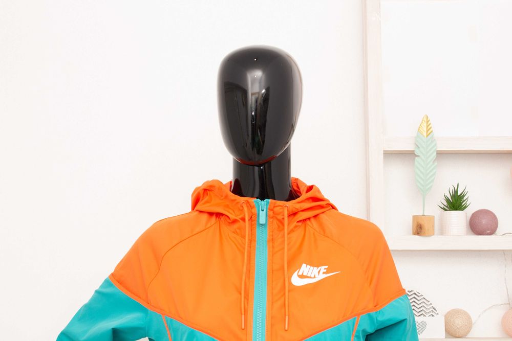 Nike оригинално дамско яке с качулка ветровка горница XS