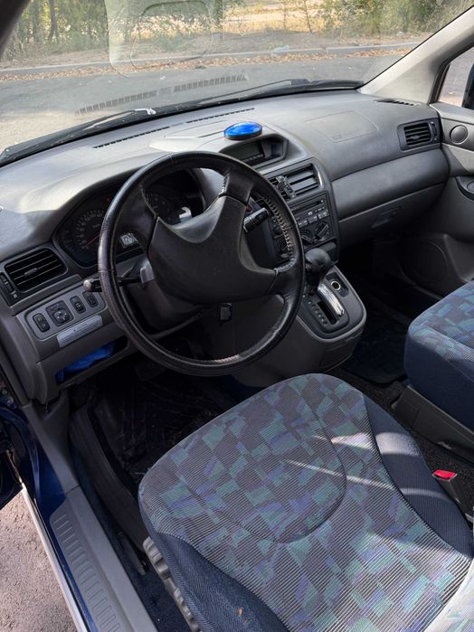 Mitsubishi Space Runner 1999 2.4 АКПП — 18 лет в одних руках.