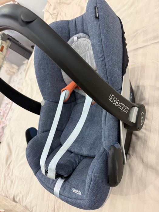 Бебешко столче/кошница за кола Maxi Cosi