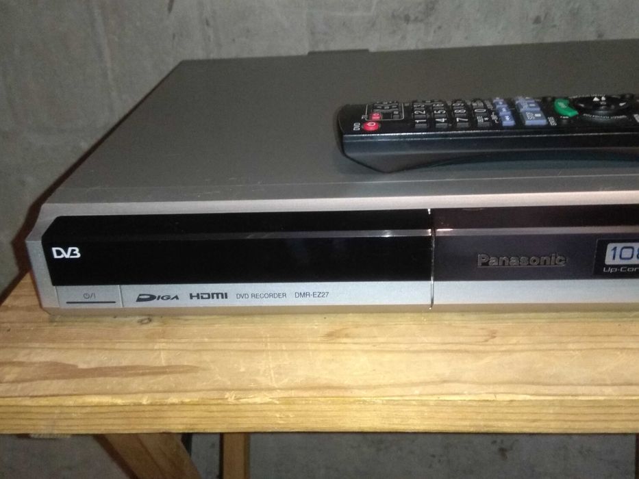 ДВД рекордер Panasonic DMR-EZ27