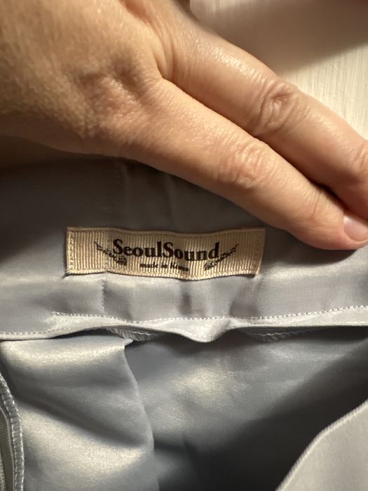 Атласная юбка A силуэта