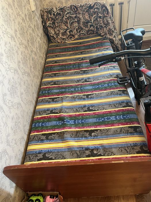 Продам мебель б/у срочно