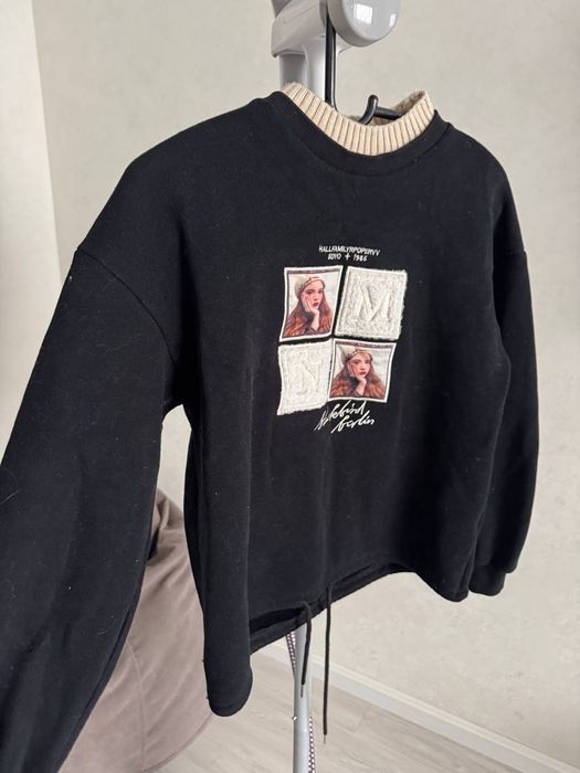 Продаётся кофта на девочку 12-14лет