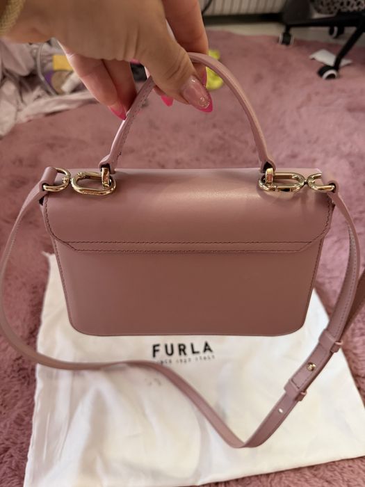 Furla кожена чанта 12.5x21.5x8