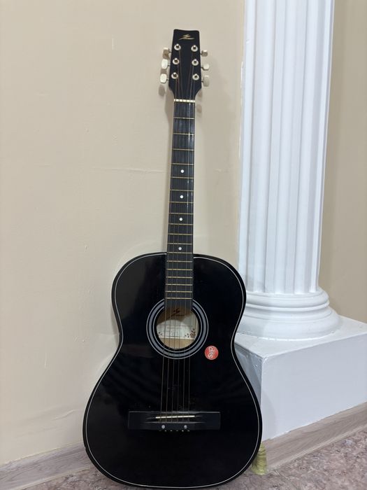 Гитара.         .