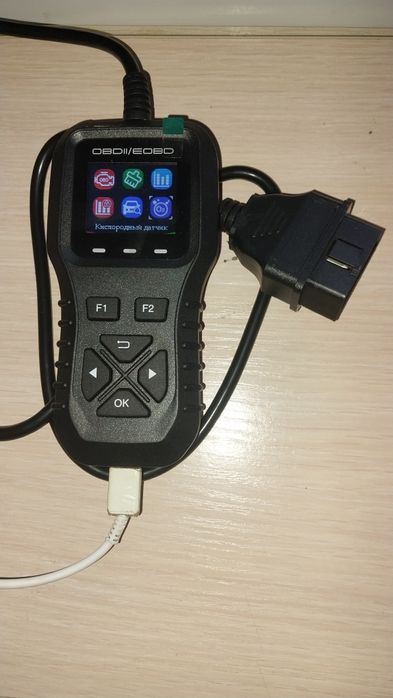 Автомобильный сканер OBD2.
Абсолютно новый. Читает почти все марки авт