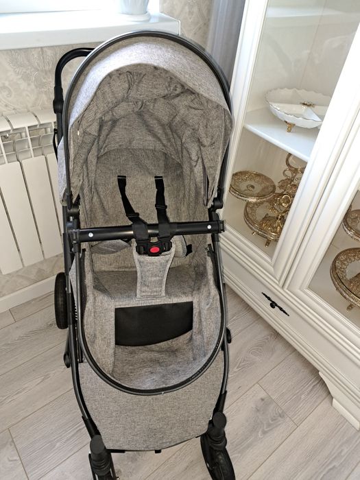 Продам детскую коляску