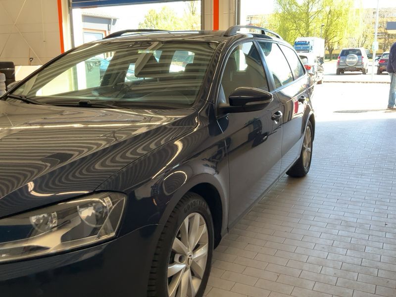 Volkswagen Passat 2.0 TDI Trendline BlueMotion Tech 2013
