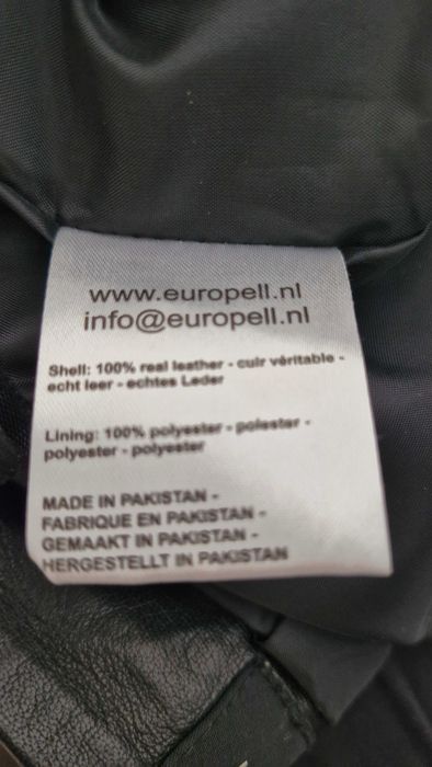 Fusta piele neagra