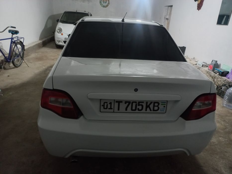 Срочна Нексия 2 сотилади 1.6л