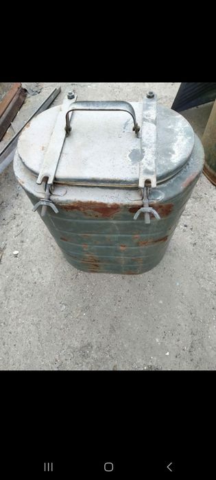 Военный термос .