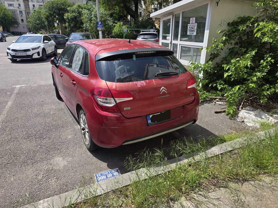 Vând Citroën C4 Hatchback