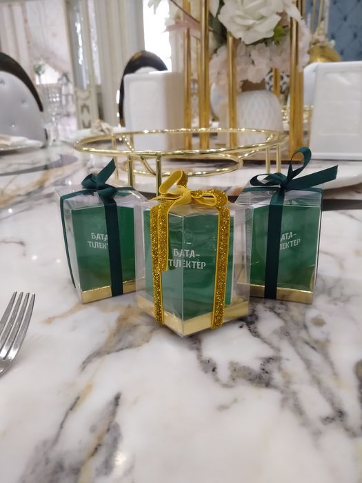 Хит Тойбастар/Бонбоньерки