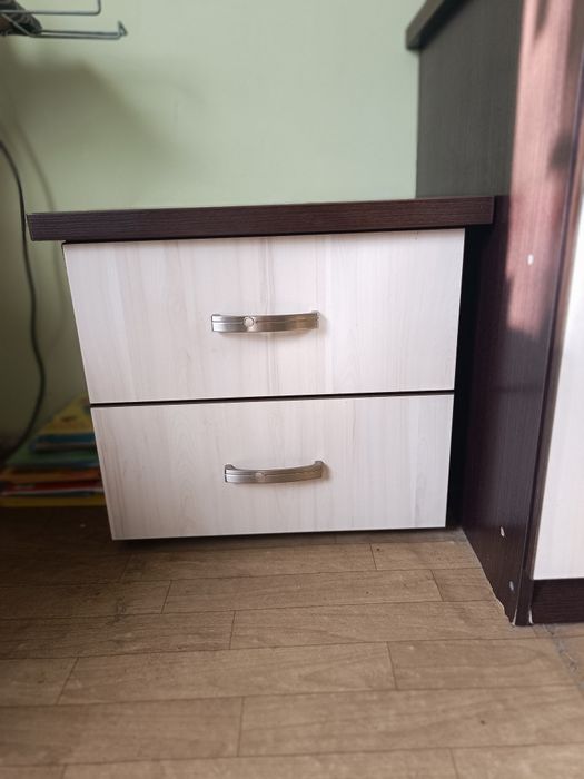 Продам спальный гарнитур