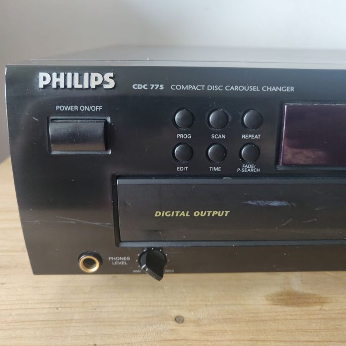 Componente/piese/Philips CDC 775-defect-