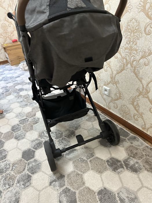 Прогулочная коляска kidilo